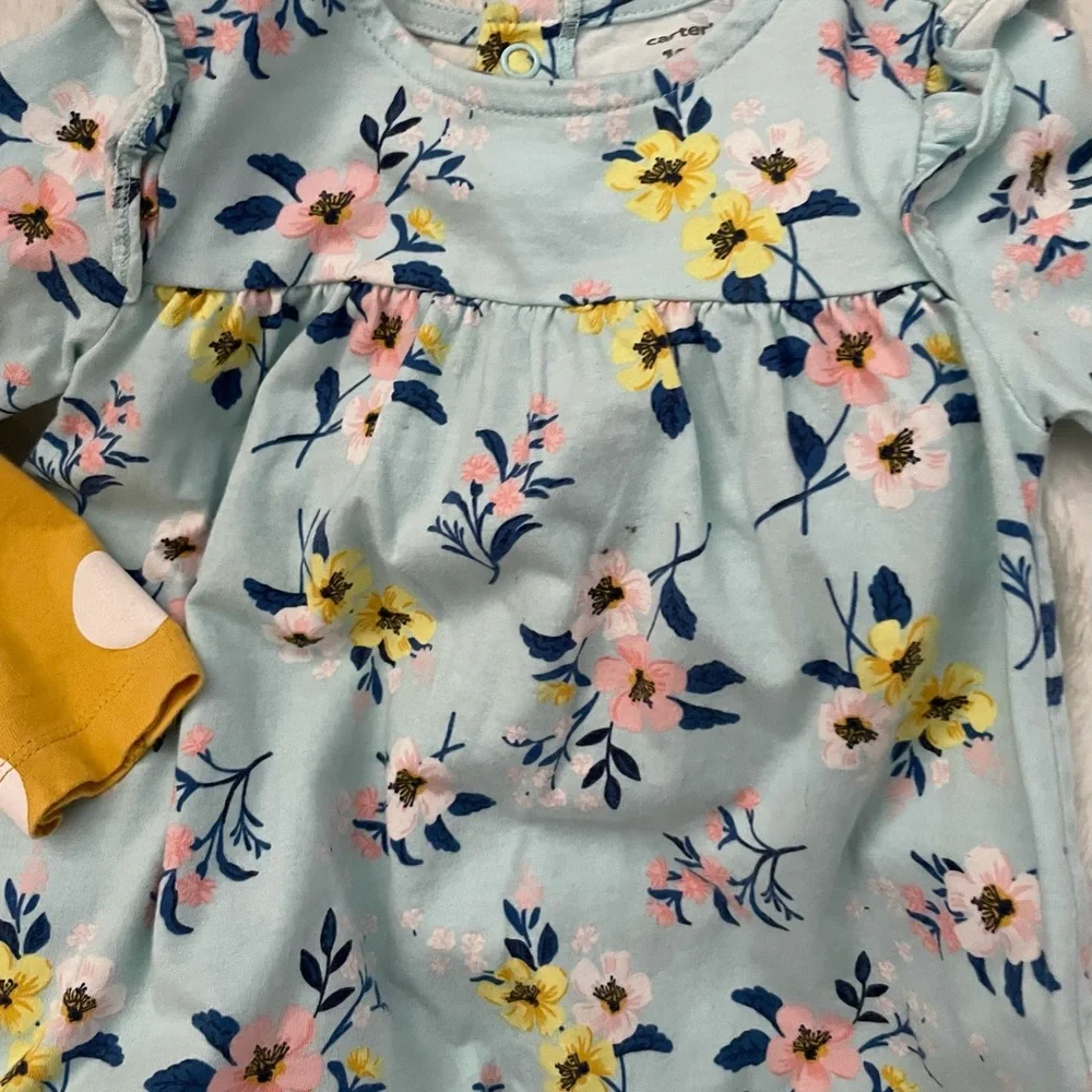 Carter’s dress size 18 month set of 2 dresses - Picture 2 of 5